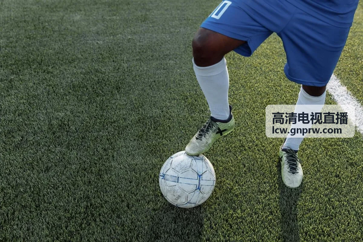 足球战术板与阵容分析，中国VS泰国高清免费在线观看